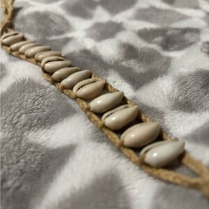 Beige Shell Bracelet